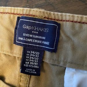 Gap Lived in Slim Khakis 34x32